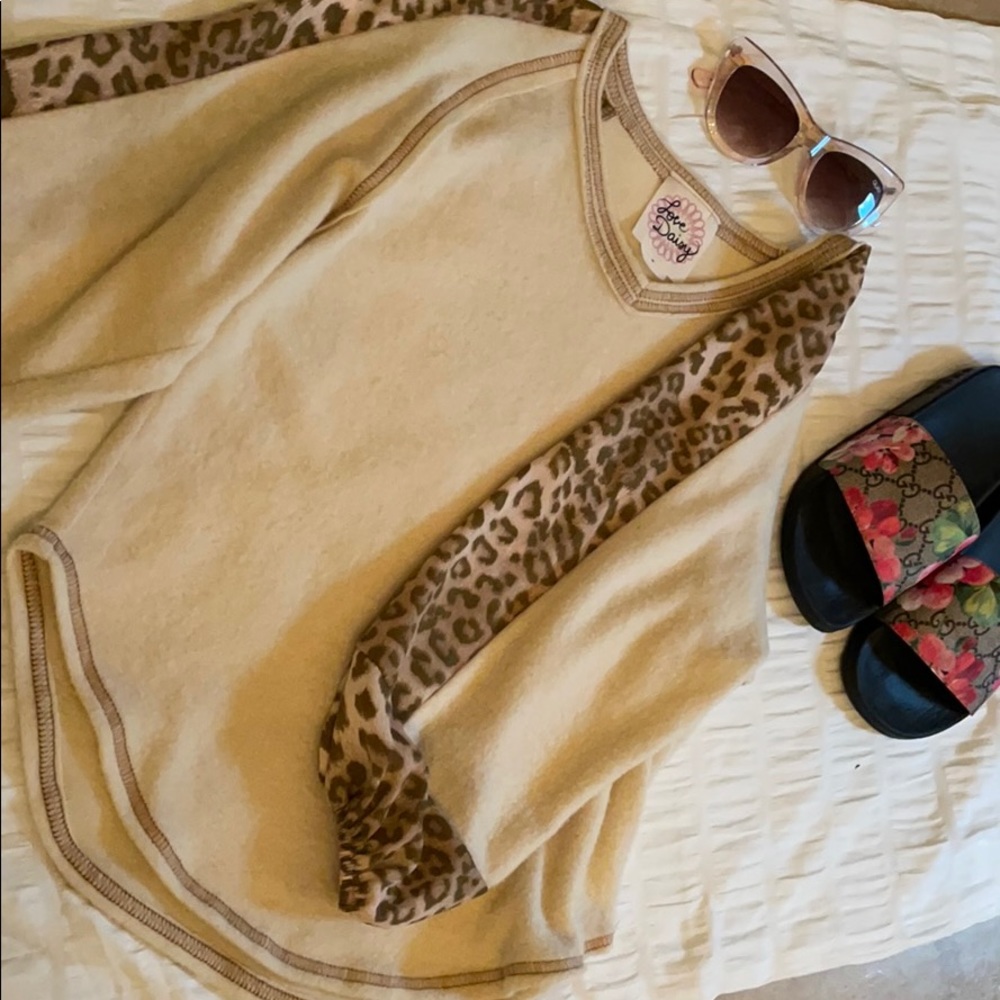 Girls Size Small/ Medium Shirt